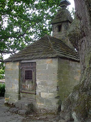 lingfield-lock-up-r0t.jpeg