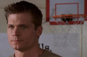 index_buffy_guest_graham_01.jpg