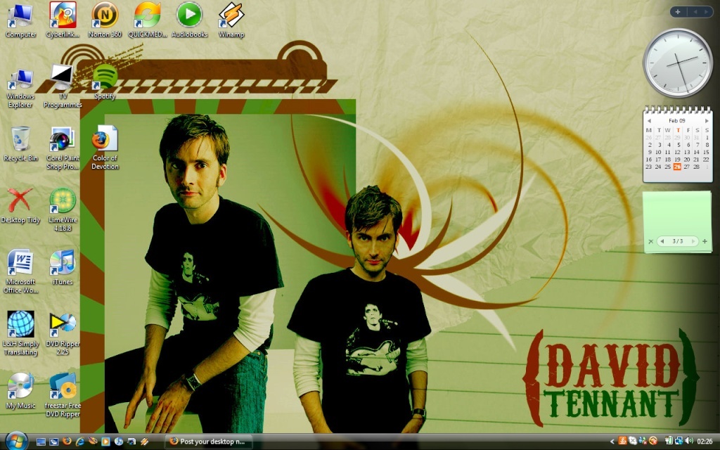 deskto11.jpg