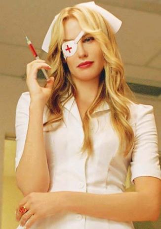 171-0507100404-Nurse-Elle-Driver-kill-bill-.jpg