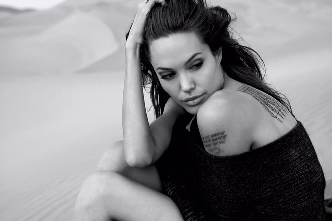 angline-jolie-profile.jpg