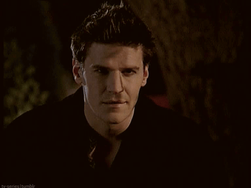 tumblr_lnm6xxUEXa1qhwee0.gif