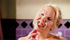 tumblr_mviq0y0Gq11sga4umo3_250.gif