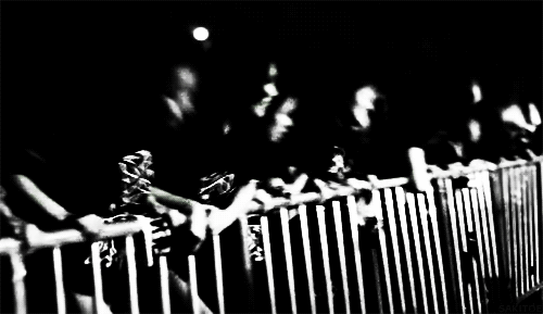 concert-fun-lose-control-metal-music-Favim.com-374655.gif